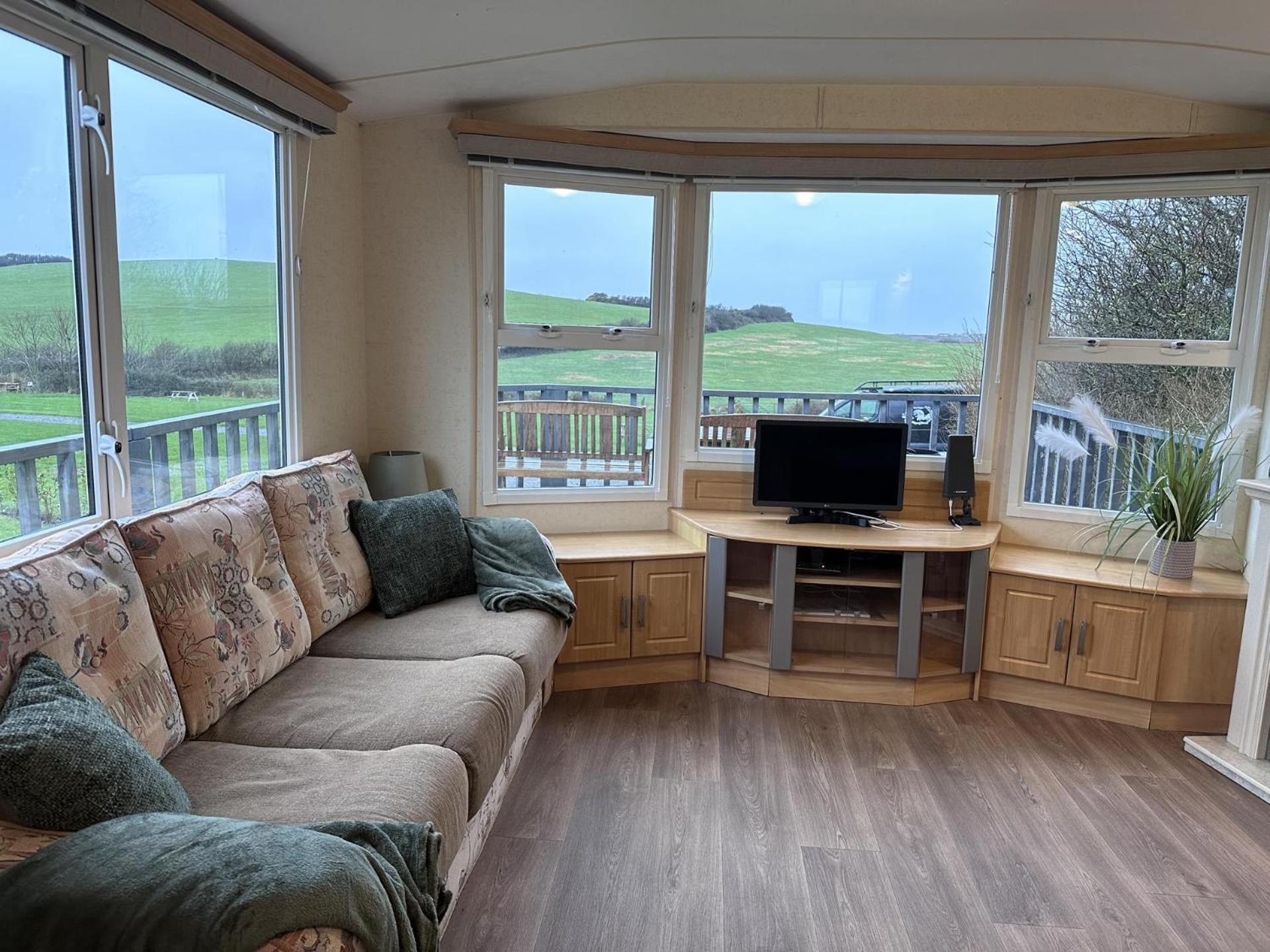 Captivating 2-Bed Static Caravan In Holyhead Llanfachraeth Εξωτερικό φωτογραφία